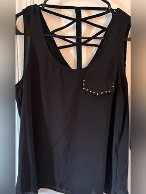 Chocolate Black Sleeveless Tank with Strappy Crisscross Back and Stud Pocket